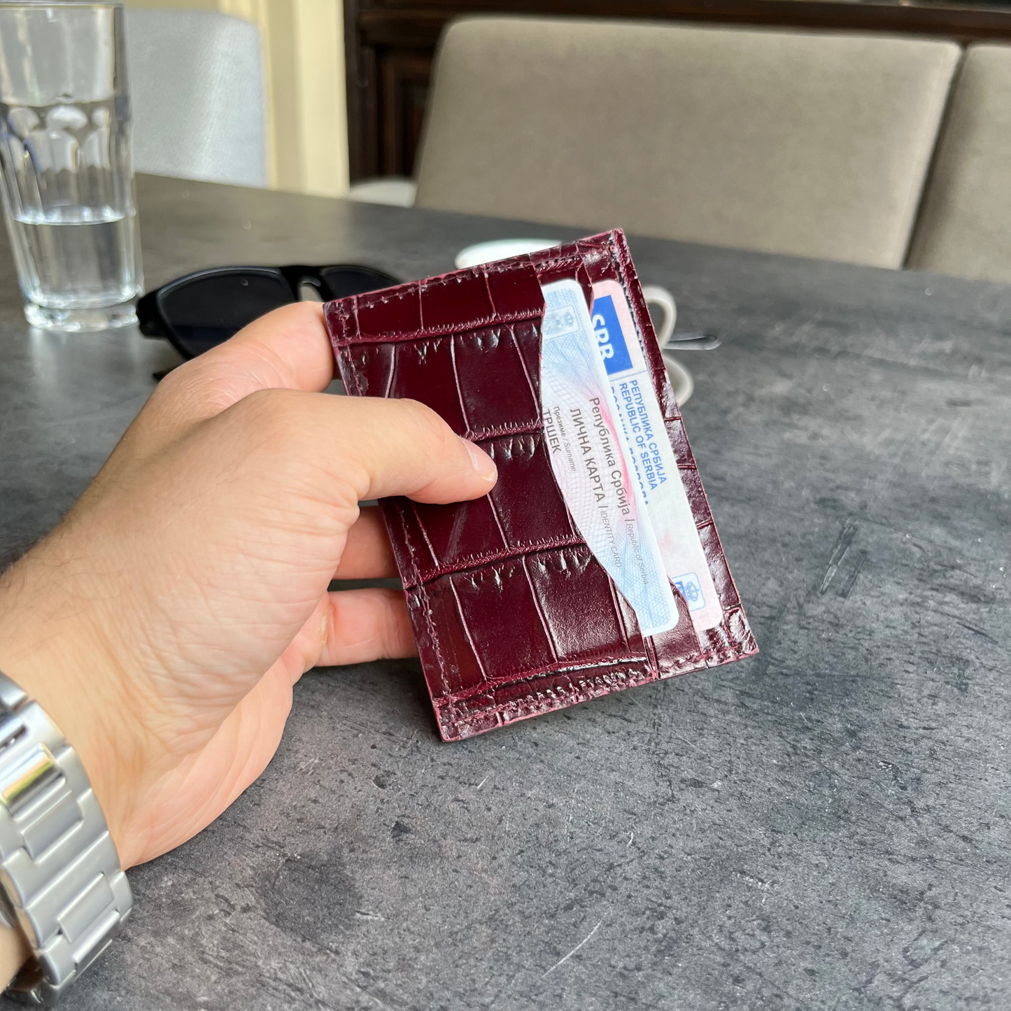 Držač kartica Beograd (blood money)